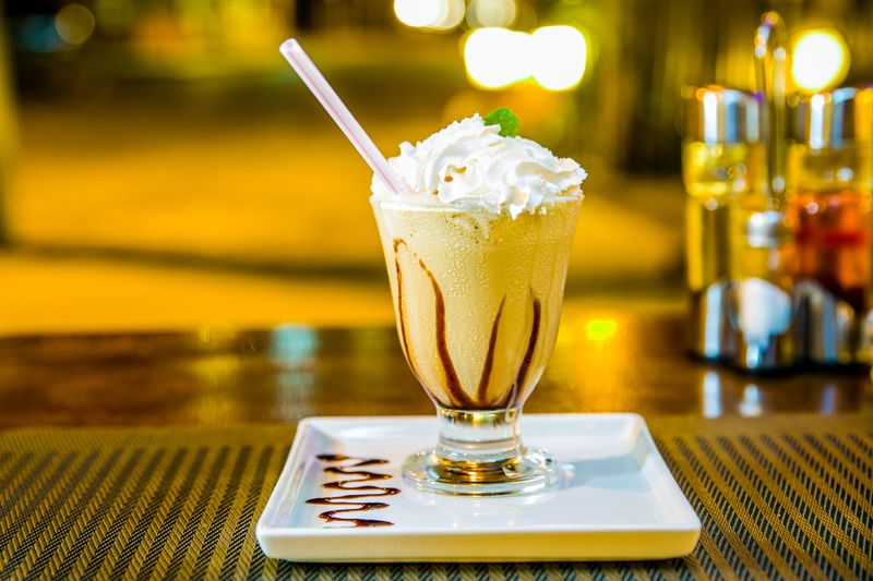 Starbird Classic Milkshake vanilla or chocolate